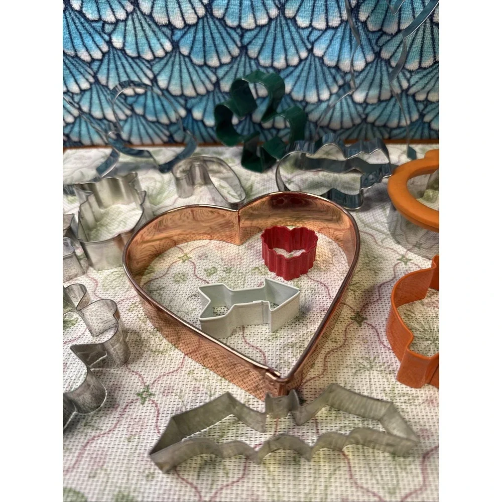 Cookie Cutter Lot (15),‎ Various Holidays